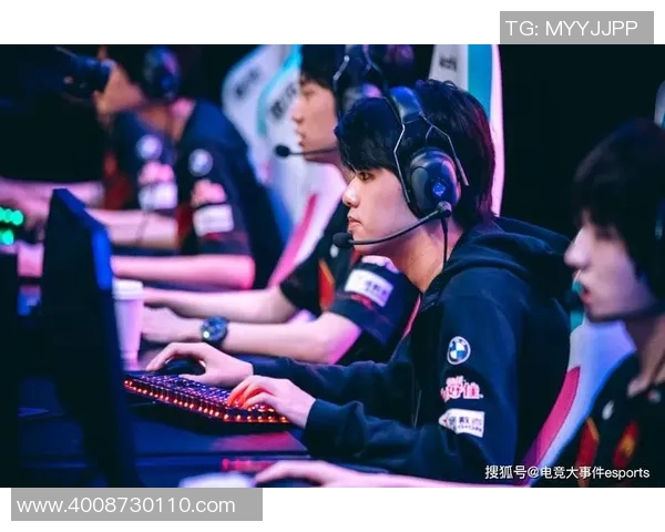 CSGO战术解析：深入探讨TES战队的团队配合与战术执行